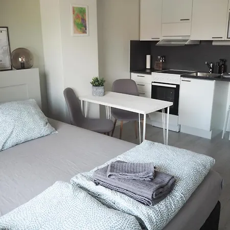 شقة Valoisa Ja Kompakti Yksioe Nokian Ydinkeskustassa *