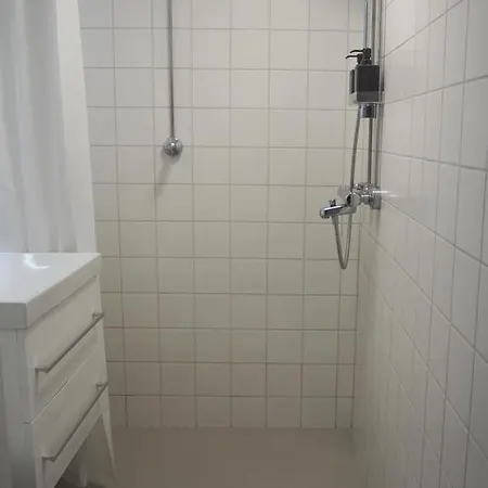 Valoisa Ja Kompakti Yksioe Nokian Ydinkeskustassa