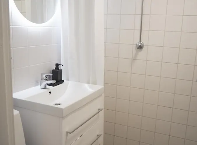 Valoisa Ja Kompakti Yksioe Nokian Ydinkeskustassa * Nokia